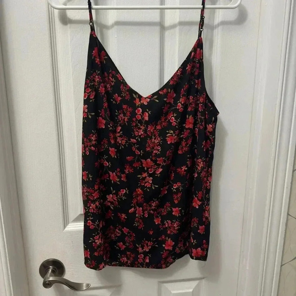 CK Sleeveless top 2 for $15 - Picture 2 of 4